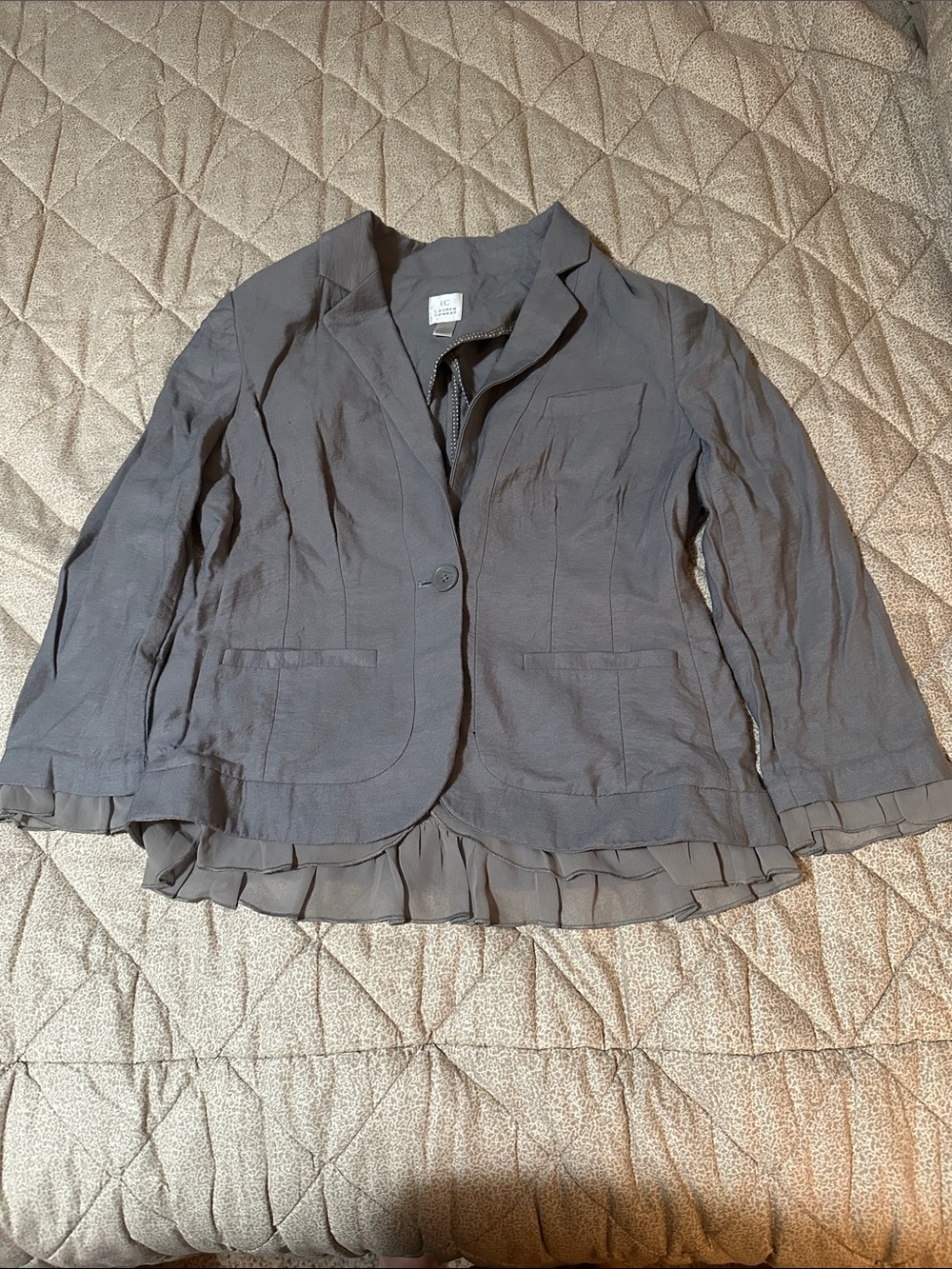 LC Lauren Conrad Gray Ruffle-Hem Blazer